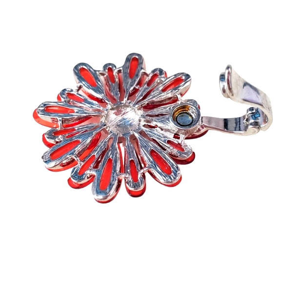 Faceted Starburst Rhinestone Center Pendant - Picture 8 of 9